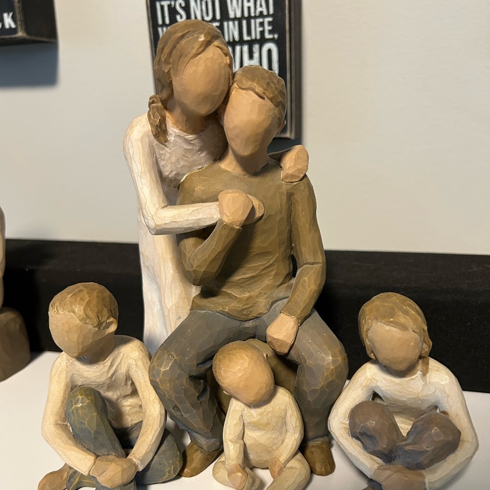 Lot of Willow Tree figurine’s by Susan Lordi